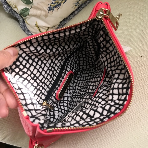 💐NEW Urban Expression Crossbody/Shoulder Bag - Picture 5 of 6